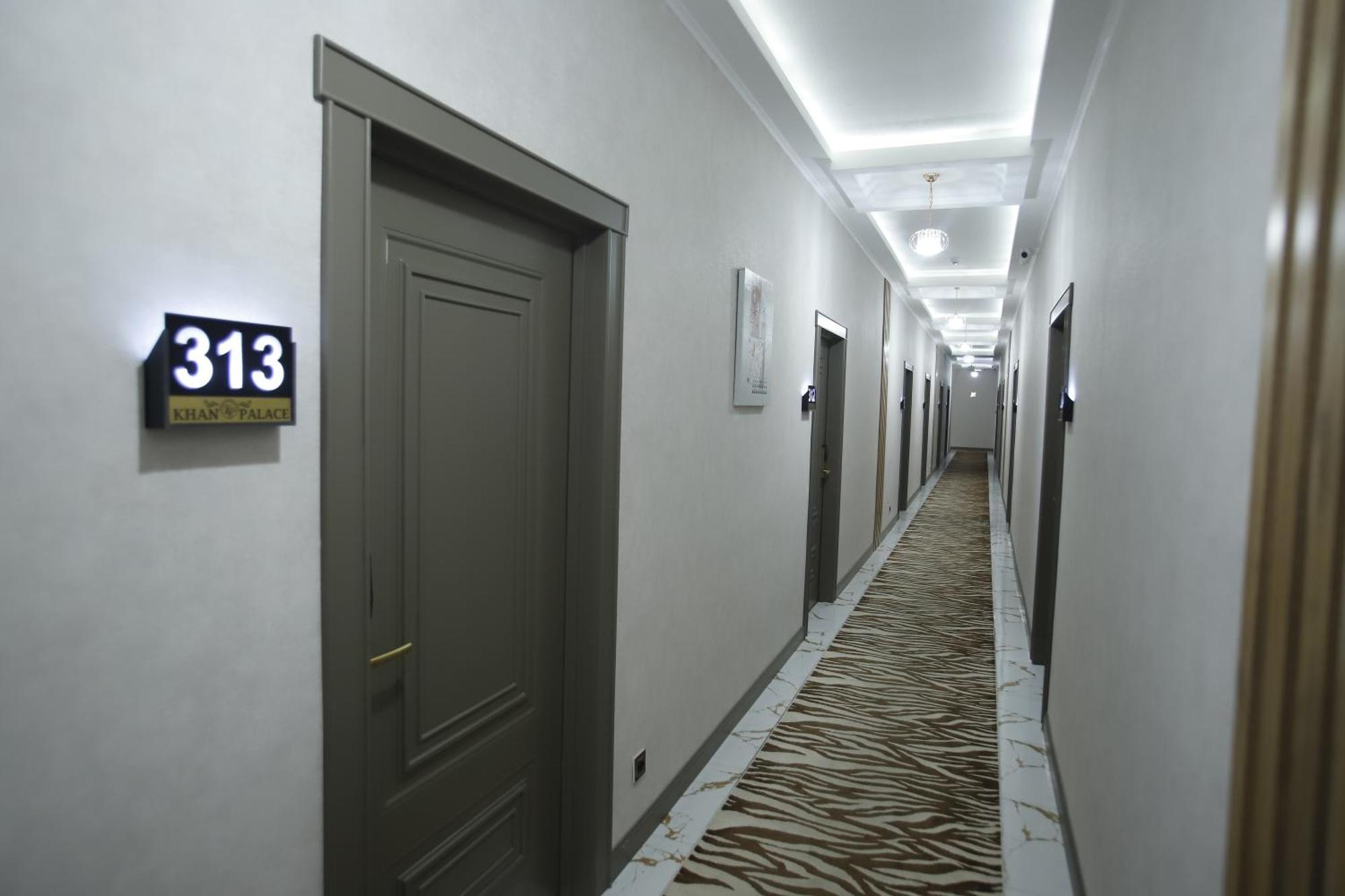 Khan Palace Turkistan Zewnętrze zdjęcie